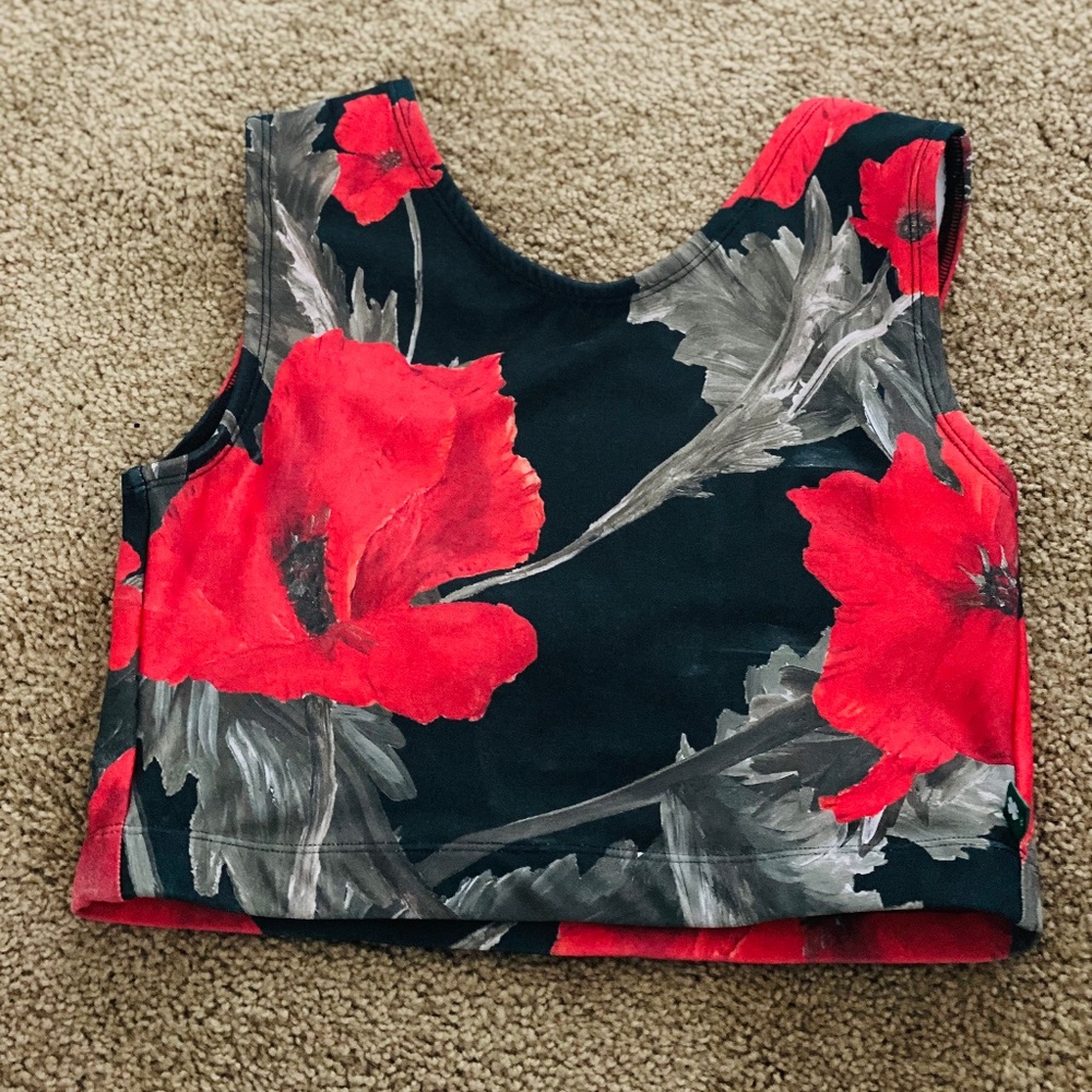Luckyleo Crop Top Size L